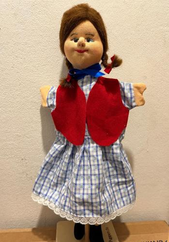 Original Dresdner Künstlerpuppen - Gretel mit Beinen