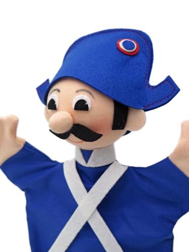 Preview: Polizist / Gendarm Handspielpuppe von munabo 28cm